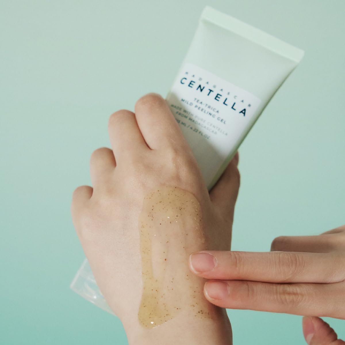 Skin1004 Madagascar Centella Tea-Trica Mild Peeling Gel
